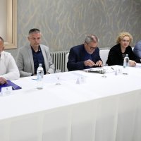 Gastro Globus parkiranje sastanak