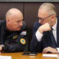 Pomoćnik ministra za civilnu zaštitu Damir Trut i ministar Božinović