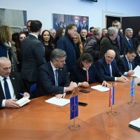 Andrej Plenković predao potpise za unutarstranačke izbore