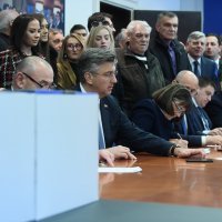Andrej Plenković predao potpise za unutarstranačke izbore