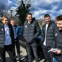 Dinamovci se družili s djecom