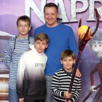 Tomislav Jelinčić sa djecom Tin, Vid i Jona