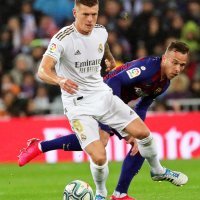 Real Madrid (Toni Kroos) - Barcelona (Arthur Mello)