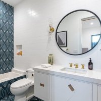 Dom Melisse McCarthy