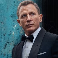 Daniel Craig