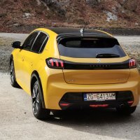 Peugeot 208 GT line PureTech 100 S&S BVM6