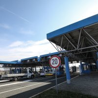 Pojačan nadzor policijskih službenika na GP Bregana zbog epidemije koronavirusa