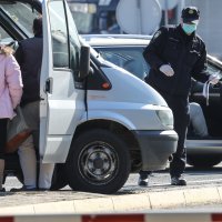 Pojačan nadzor policijskih službenika na GP Bregana zbog epidemije koronavirusa