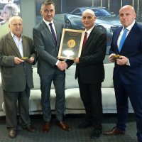 Hrvatski automobil 2020. godine - Ivan Dadić, Tomislav Miletić (generalni direktor tvrtki P Automobil Import d.o.o. / C Automobil Import d.o.o., generalnih zastupnika marki Peugeot, Citroën i DS), Željko Marušić i Goran Husinec (slijeva nadesno)