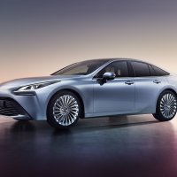 Druga generacija Toyote Mirai