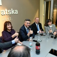 Praćenje izbornih rezultata u stožeru Andreja Plenkovića