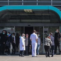 Ministar Vili Beroš došao u KB Dubrava provjeriti stanje karantene