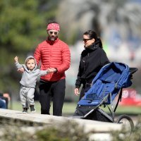 Eva Longoria sa suprugom i sinom