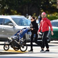 Eva Longoria sa suprugom i sinom