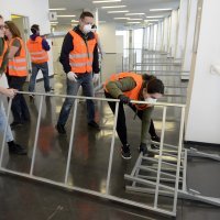 Zagreb: Civilna zaštita postavlja krevete u hodnik dvorane Arena