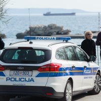Split: Policija upozorava građane da napuste javni prostor i zapute se kućama