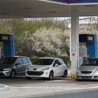 Zagreb: Gužve na benzinskim postajama