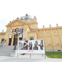 Umjetnički paviljon nakon potresa