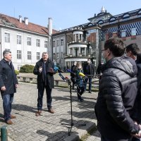Zagreb: Predsjednik Zoran Milanović obišao oštećene objekte Medicinskog fakulteta