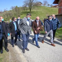 Andrej Plenković obišao Krapinsko Zagorsku županiju koja je bila pogođena potresom