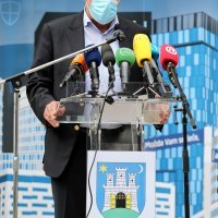 Zagreb: Milan Bandić o stanju domova za starije i nemoćne