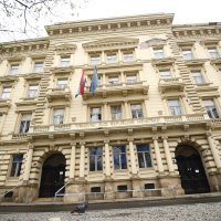 Zgrada Vrhovnog suda oštećena u potresu