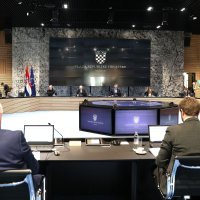 Vlada donosi travanjski paket mjera za pomoć gospodarstvu