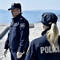 Split: Policija i GSS upozoravju građane da drže razmak