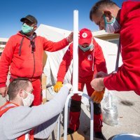 Split: Ispred bolnice Križine postavlja se šator za uzimanje brisa za testiranje od koronavirusa