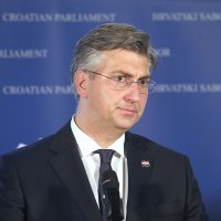 Plenković je održao konferenciju prije glasovanja o Vladinom paketu mjera za pomoć gospodarstvu