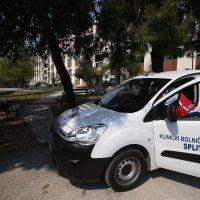 Split: Ravnatelj KBC-a Split Julije Meštrović stigao u Dom za starije i nemoćne