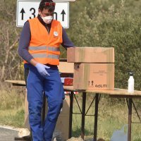 Policija na ulazu u Murter