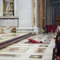 Papa Franjo na Veliki petak