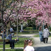 Unatoč upozorenju o zabrani kretanja, građani starije životne dobi i dalje su vani