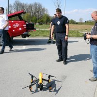 Vatrogasci i HGSS s dronovima nadgledavaju javne površine na kojima bi se mogli okupljati građani