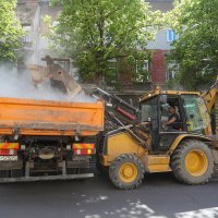 Uklanjanje građevinskog materijala iz centra Zagreba
