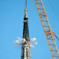 Rušenje vrha sjevernog tornja zagrebačke katedrale