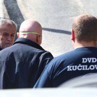 Zagreb: Bandić obišao Kučilovinu gdje počinje podjela građevinskog materijala stradalima u potresu