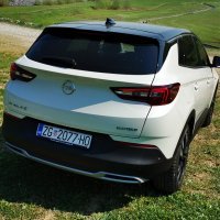 Opel Grandland X Ultimate 1.5D 130 MT6