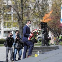 Odavanje počasti junacima varšavskog geta