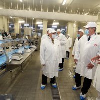 Predsjednik Zoran Milanović posjetio je tvornicu mesne industrije Pivac