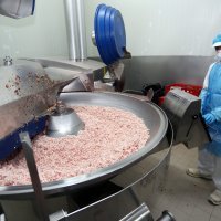 Predsjednik Zoran Milanović posjetio je tvornicu mesne industrije Pivac