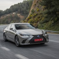LEXUS ES 300h