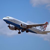 Croatia Airlines, avion