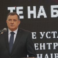 Donja Gradina: Dodik pozvao Srbe da zbog Jasenovca podupiru RS