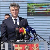 Potpisan ugovor o nastavku izgradnje autoceste A5 na 5C koridoru