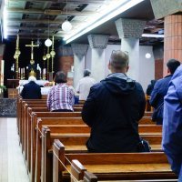 Nakon popuštanja mjera održana misa u crkvi Majke Božje Lurdske