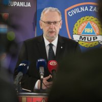 Osijek: Davor Božinović sastao se s kriznim stožerom Osječko-baranjske županije