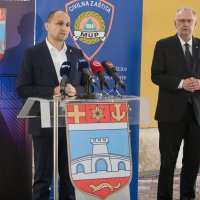 Osijek: Davor Božinović sastao se s kriznim stožerom Osječko-baranjske županije