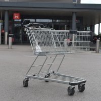 Odlukom Stožera, koja je izazvala dosta prijepora, nedjelja je neradni dan za sve trgovine